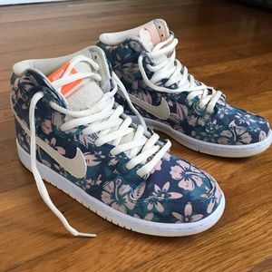 Nike SB Dunk High Maui Wowie